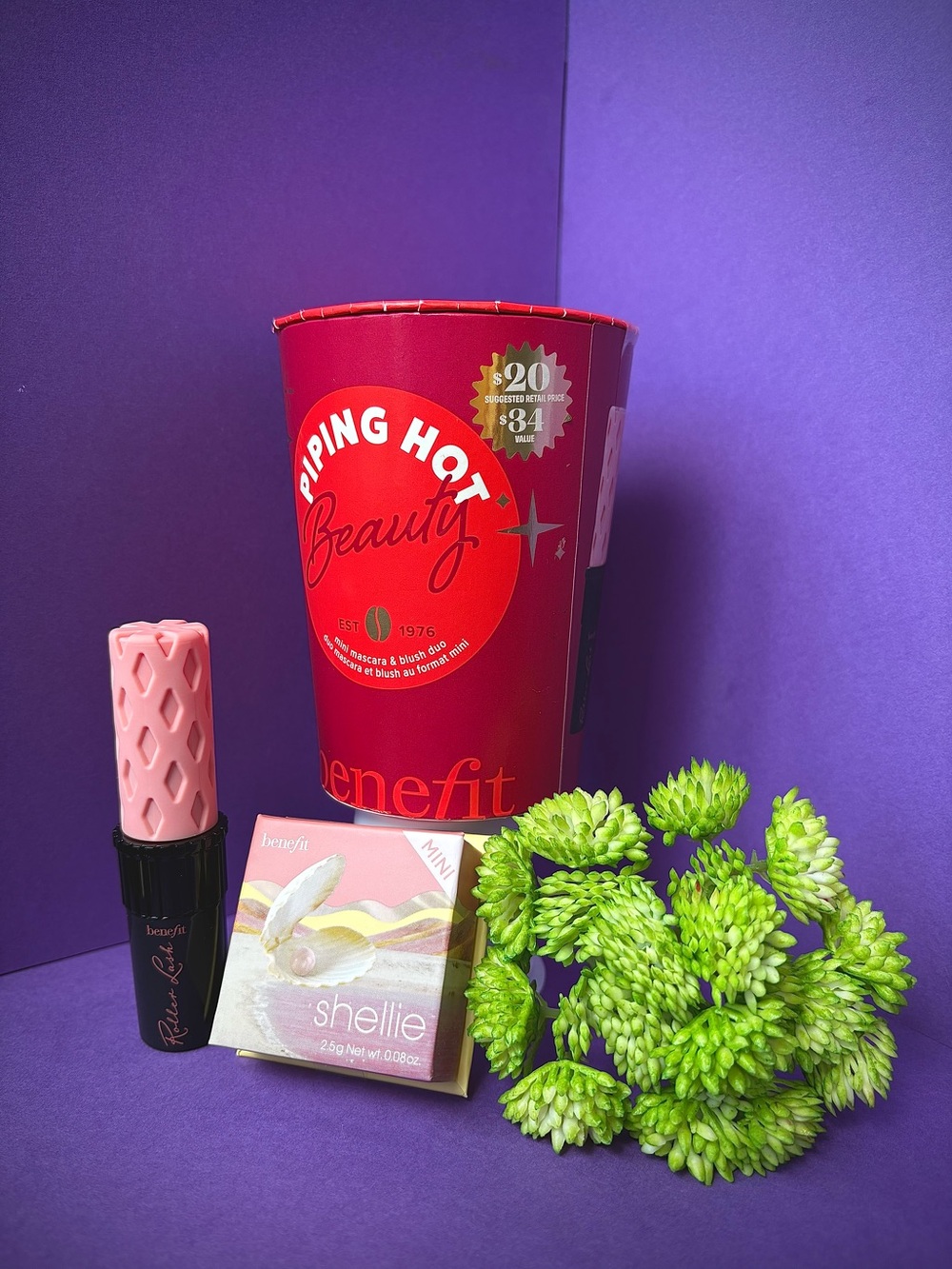 Benefit Cosmetics- Piping Hot Beauty! Mini Mascara & Blush Duo